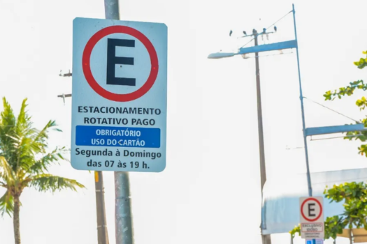 Bertioga implementa estacionamento rotativo para a temporada de verão