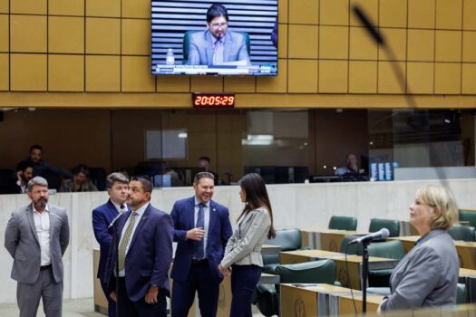 Parlamentares da Alesp aprovam projetos de proteção à mulher