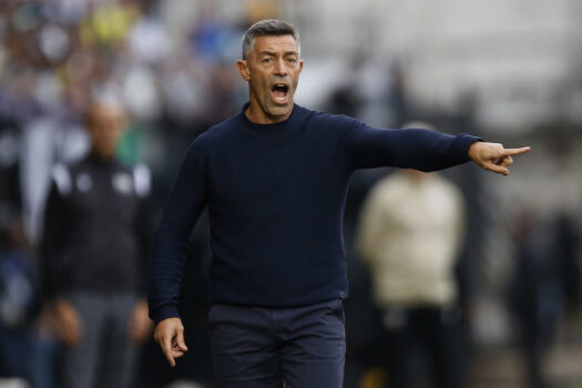 Grêmio desiste de Pedro Caixinha e mira outros nomes para 2025