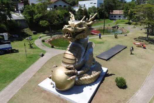 Ribeirão Pires entrega o Monumento Dragão Kinryo no Parque Oriental