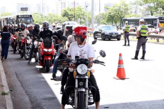 Detran-SP lança campanha de conscientização para motociclistas em São Paulo