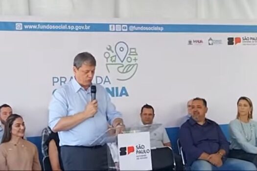 Tarcísio de Freitas e Marcelo Oliveira inauguram Praça da Cidadania em Mauá