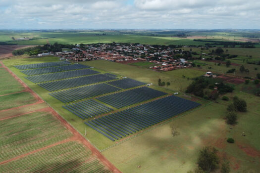 Mercado livre de energia alcança 42% de participação e impulsiona uso de fontes renováveis no Brasil