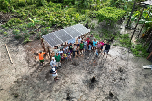 Dia do Extrativismo: Projetos de carbono transformam comunidades na Amazônia