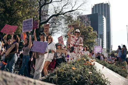 ELCV abre inscrições para oficina online de direção documental e cine debate Vozes Femininas