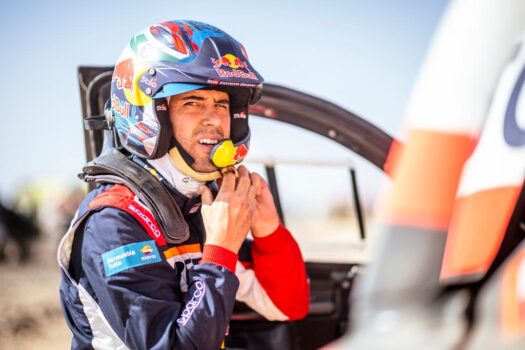 Brasileiro avança na classificação do Dakar