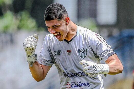 Conheça Luan Victor, goleiro e capitão do EC São Bernardo na Copinha de 2025