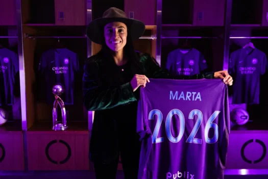 Marta renova com Orlando Pride e frustra sonho do Corinthians