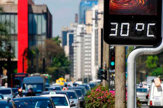 Verão começa neste fim de semana, com 30ºc, mas frente fria pode chegar à capital_x000D_