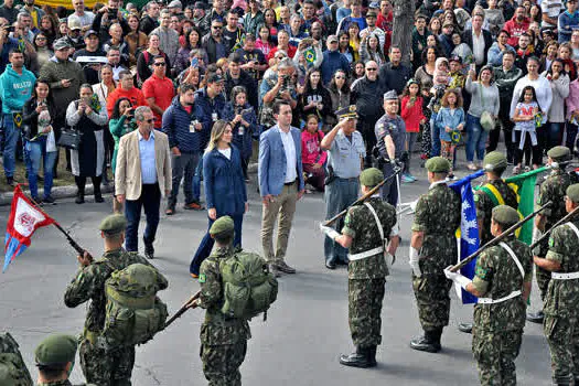 Desfile de 7 de setembro reúne 7 mil pessoas em Santo André