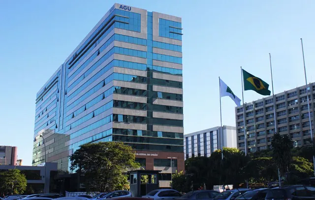 AGU cobra R$ 100 milhões de financiadores de atos golpistas