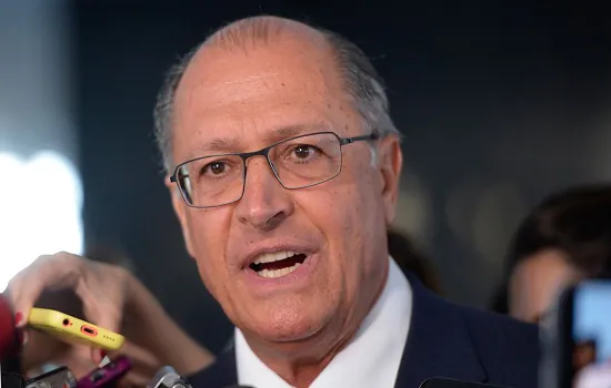 Alckmin revela novos nomes para as equipes técnicas da transição