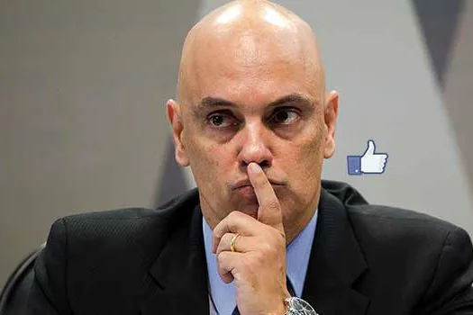 Moraes decreta, Facebook cumpre após 2 meses! Bloqueio internacional de bolsonaristas