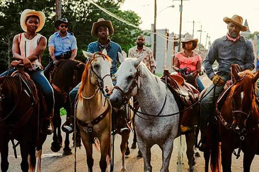 Via Streaming – Cowboys da cidade