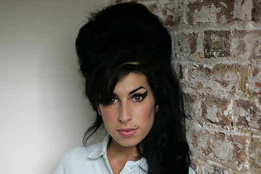 Amy Winehouse pode ganhar musical sobre sua vida
