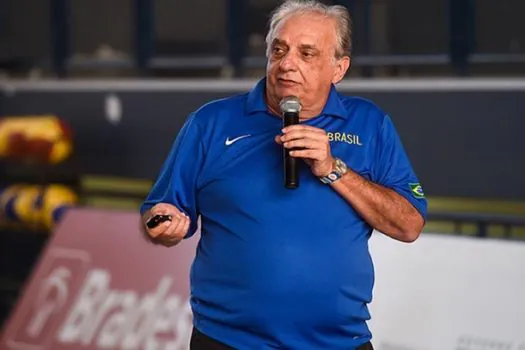 Antônio Carlos Barbosa é 2º técnico brasileiro a entrar no Hall da Fama da FIBA