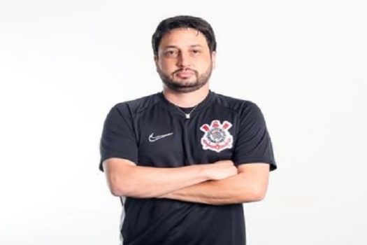 Novo treinador da Seleção Brasileira Feminina de Futebol foi técnico no Centro Olímpico
