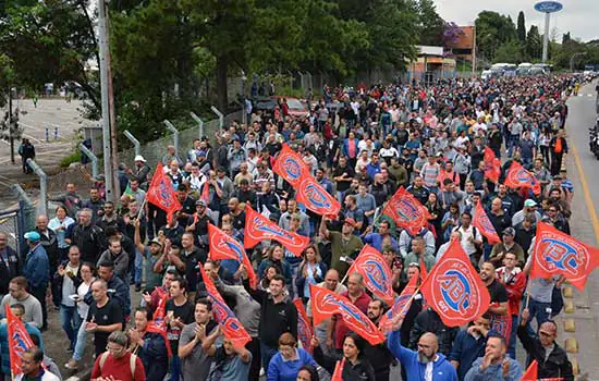 Greve à Vista: Metalúrgicos do ABC levam 5 mil às ruas contra reforma da Previdência