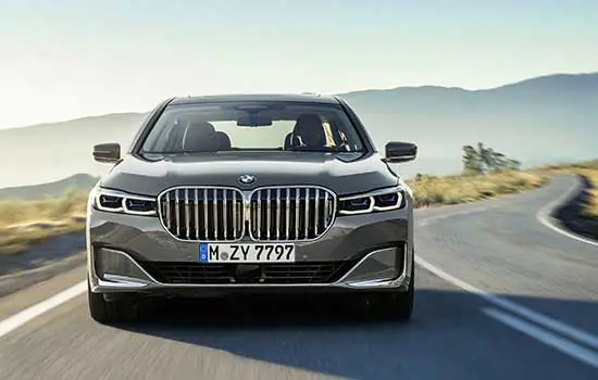 Novo BMW Série 7 – Poder atrás das grades