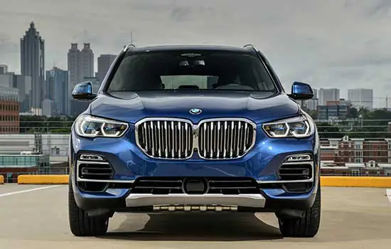 “X” com maturidade – BMW inicia pré-venda do novo X5