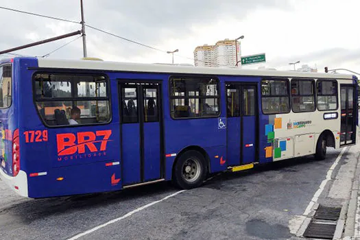 Greve de ônibus em São Bernardo do Campo nesta quinta-feira, dia 25