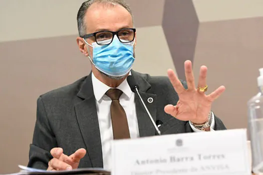 Barra Torres diz que seria melhor enfrentar pandemia com apoio de Bolsonaro