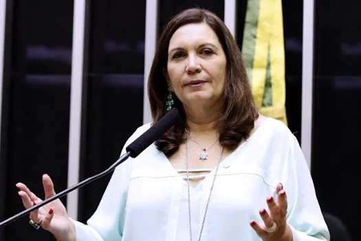 PSL decide expulsar Bia Kicis por grave infração ética e infidelidade partidária