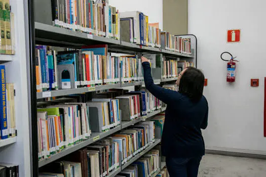 Decreto inclui bibliotecas públicas e comunitárias no Programa Nacional do Livro e do Material Didático