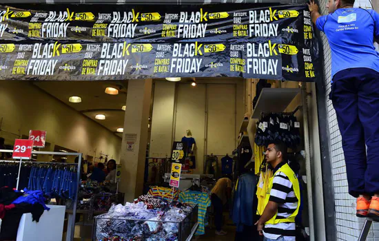 Vendas na Black Friday devem cair pela primeira vez em cinco anos