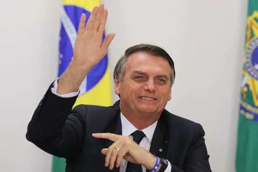 ‘Perderam tempo comigo’ diz Bolsonaro sobre ter sido hackeado