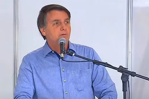 Bolsonaro chama manifestantes contra seu governo de ‘marginais terroristas’