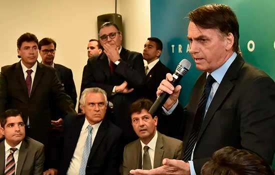 Reeleição de Bolsonaro: Maioria da bancada do DEM apoia a disputa em 2022