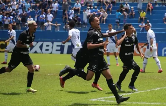 Botafogo leva a melhor sobre Taubaté nos pênaltis e avança às oitavas na Copinha