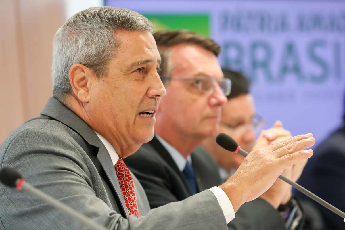 Braga Netto inelegível segue na mira por intervenção no RJ e golpismo de Bolsonaro