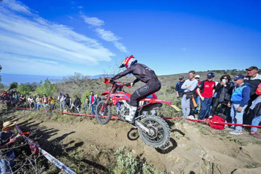 Mundial de Enduro – Veja como foi o 1º dia do brasileiro Crivilin na prova de abertura