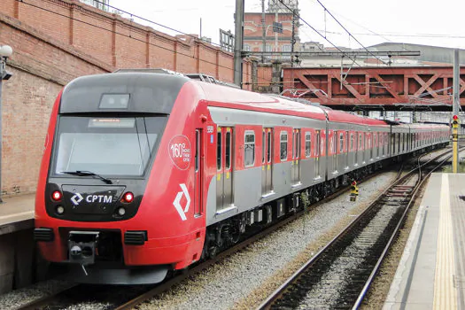 SP: Greve na CPTM paralisa três linhas nesta terça-feira (24)