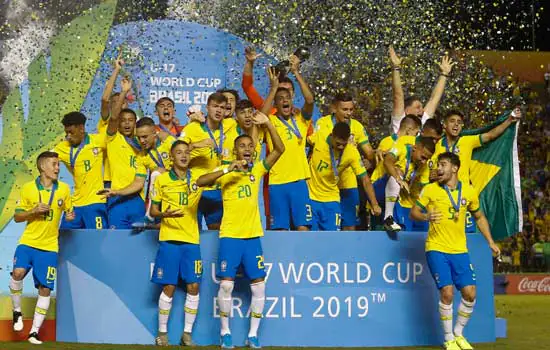 Destaques da seleção campeã do Mundial sub-17 têm multas milionárias