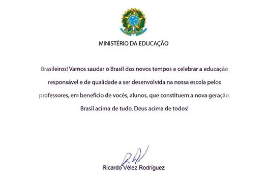 MEC manda email para escolas pedindo que cantem o hino e leiam slogan da campanha