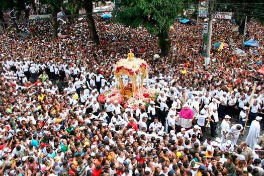 Festas religiosas devem movimentar milhares de turistas neste final de semana