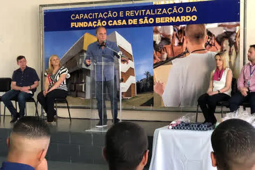 Jovens do CASA São Bernardo I se formam em curso da Lukscolor