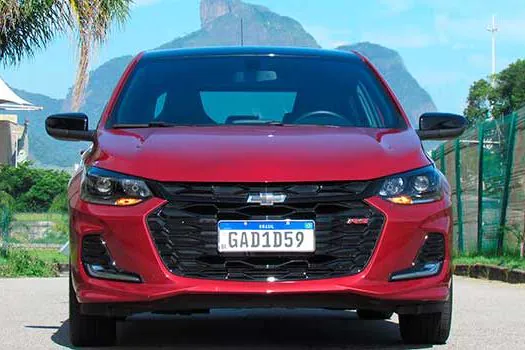 Testamos e Avaliamos – “Chevrolet Onix RS” – Reforço de Status