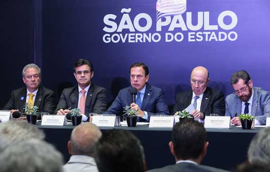 Governo de SP e Sabesp anunciam R$ 2