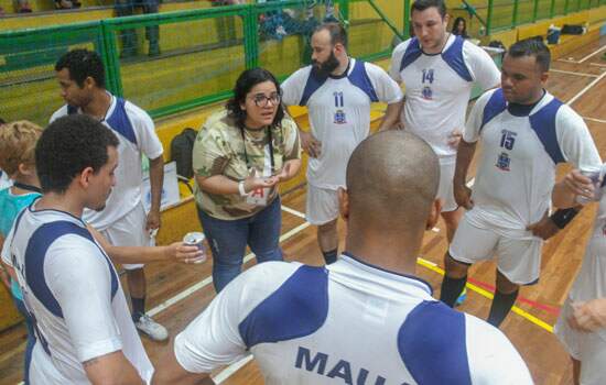 Comissão técnica feminina comanda handebol masculino de Mauá nos Jogos