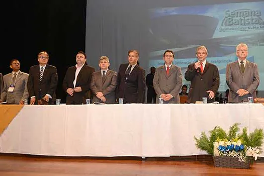 Marinho participa da abertura da Convenção Anual Batista de São Paulo