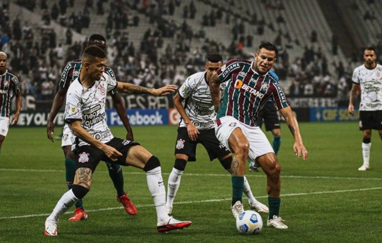 Campeonato Brasileiro: Corinthians derrota Fluminense por 1 a 0