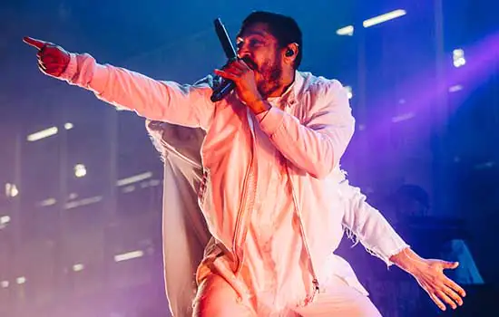 Criolo canta e protesta pela educação em show na nova unidade do Sesc em Guarulhos