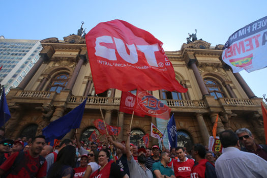 Dia Nacional de Luta tem protestos de metalúrgicos em todo País