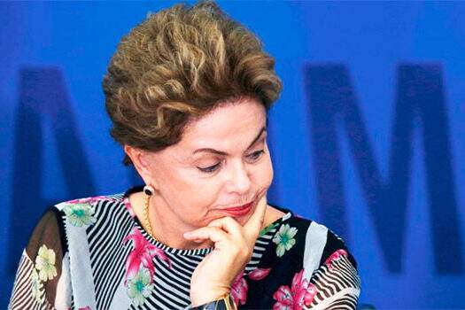 Começa hoje o julgamento do Impeachment de Dilma
