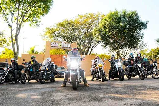 FSS de Santo André recebe agasalhos, cobertores e alimentos de motociclistas da cidade