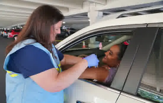 São Caetano cria Drive Thru para vacinar idosos contra a gripe